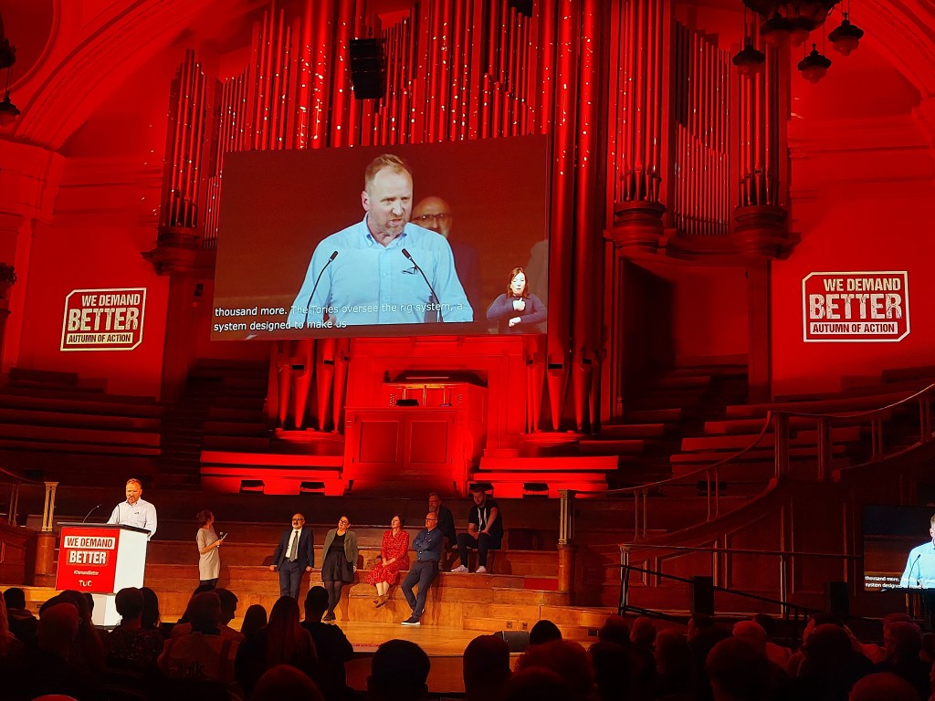 This image has an empty alt attribute; its file name is 3.jpg